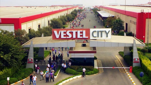 Vestel, havacılık deviyle anlaştı: Uçak içi ekranları üretecek!