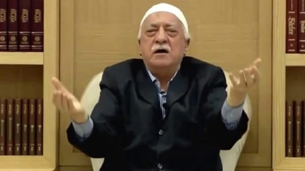 Milli Savunma Bakanlığı: FETÖ elebaşı Gülen 'vatansız' öldü, ibret verici!